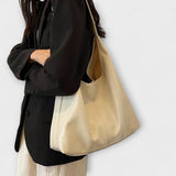 Clara – Bolso de hombro de ante