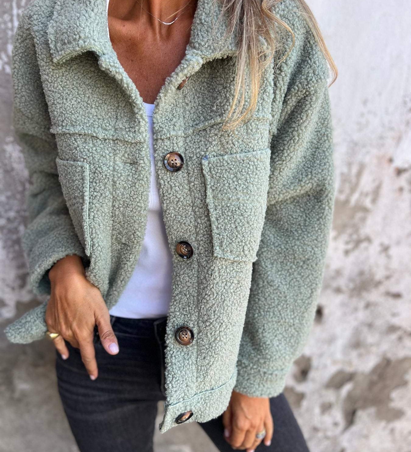 Antonia | Chaqueta abotonada acogedora