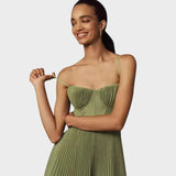 Amilia | Vestido Midi Flare Plisado